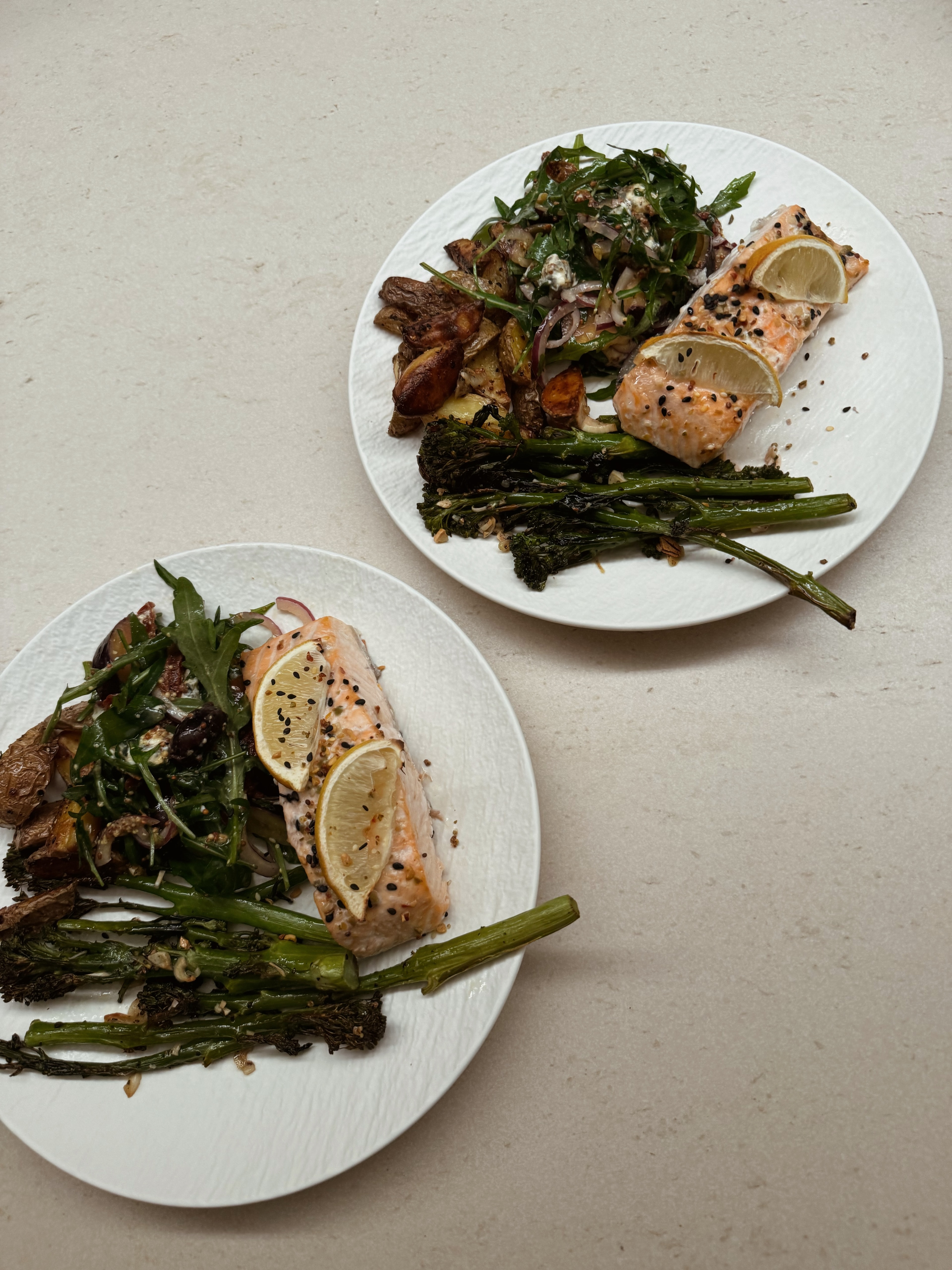 Suvine grill-lõhe köögiviljadega